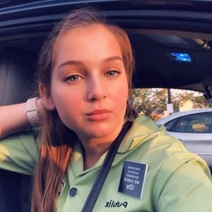 Meet your Posher, Taylor